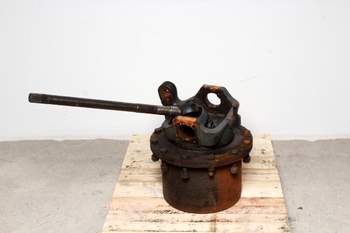 salg af Massey Ferguson 8690 LEFT Front axle final drive