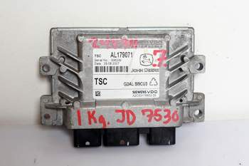 salg af John Deere 7530  ECU