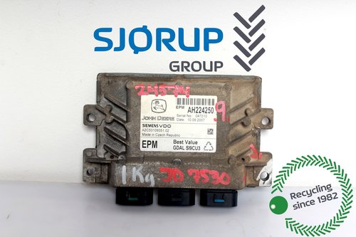 salg af John Deere 7530  ECU