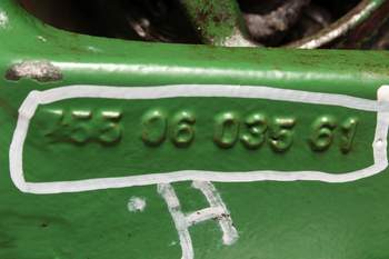 salg af John Deere 7530 RIGHT Front axle final drive