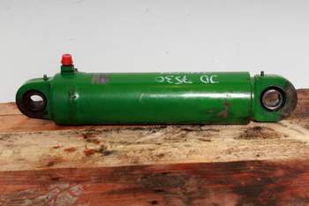 salg af John Deere 7530 LEFT Lift Cylinder