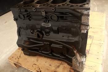 salg af Motorblok New Holland T6.145