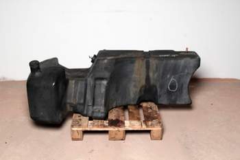 salg af New Holland M115  Fuel tank