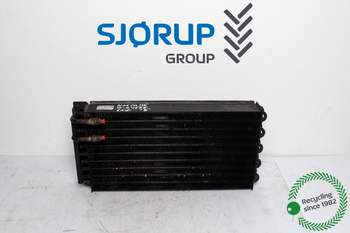 salg af New Holland M115  Oil Cooler