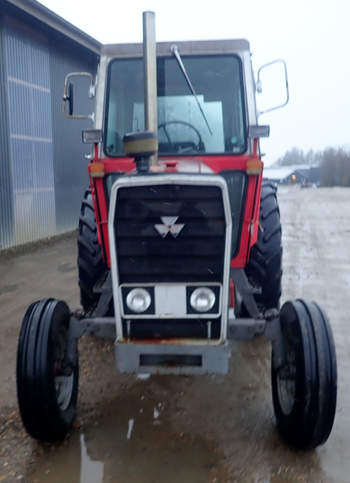 salg af Massey Ferguson 590 traktor