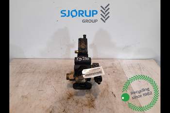 New Holland TG285  Remote control valve