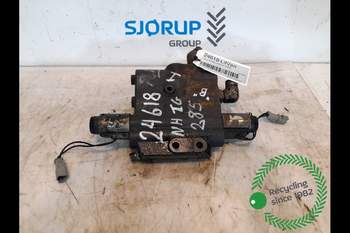 salg af New Holland TG285  Hydraulic lift valve