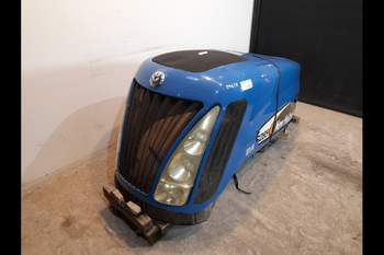 salg af Motorhaube New Holland TG285 