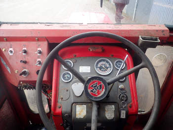 salg af Massey Ferguson 185 traktor