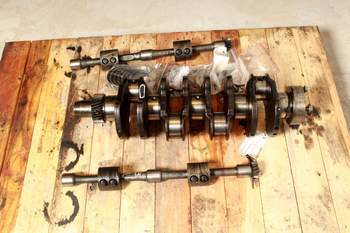 salg af Claas Arion 420  Crankshaft