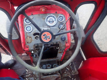 salg af Massey Ferguson 185 tractor