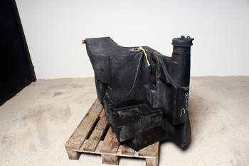 salg af John Deere 7920  Fuel tank