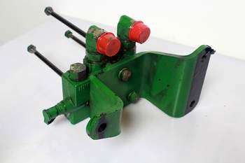 salg af John Deere 7920  Remote control valve