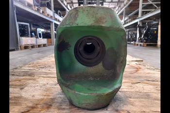 salg af Foraksel rør John Deere 7920 HÖGER