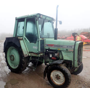 salg af Massey Ferguson 675 tractor