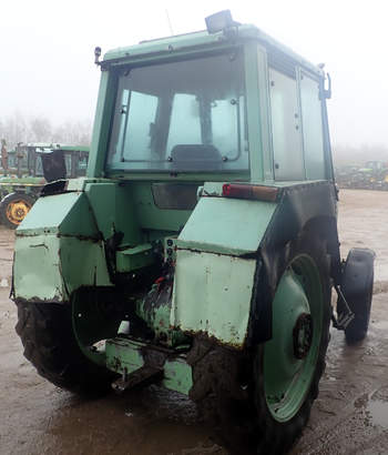 salg af Massey Ferguson 675 tractor