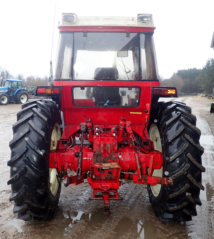 Case Ih 1055 Xl Traktor Traktorer Traktor Og Maskiner Salg Af Case