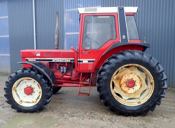 Case IH 1055 XL traktor Traktorer Traktorer och maskiner Case IH