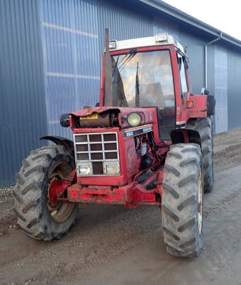 salg af Case 1056 XLA tractor