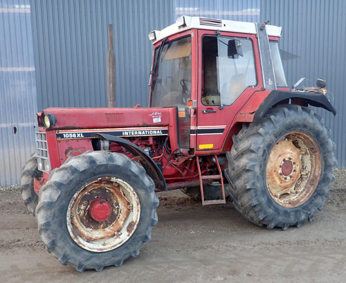 salg af Case 1056 XLA tractor