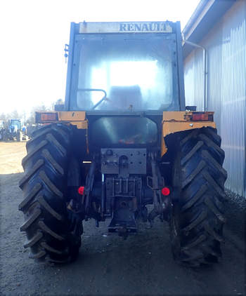 salg af Renault 113-12 tractor