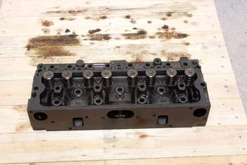 salg af JCB 2 CX  Cylinder head