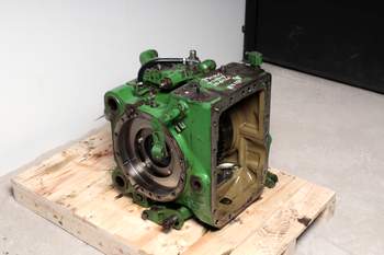 salg af Baktransmission John Deere 6420 