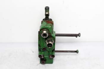 salg af John Deere 6420  Priority valve