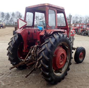 salg af Massey Ferguson 185 traktor