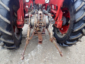 salg af Massey Ferguson 185 traktor