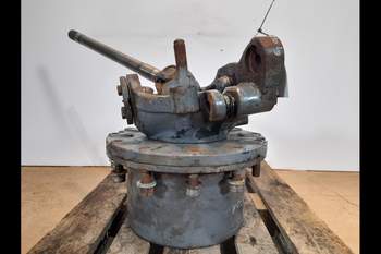 salg af New Holland 8970A RIGHT Front axle final drive