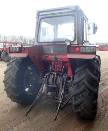 salg af Massey Ferguson 590 traktor