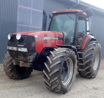 salg af Case MX200 traktor