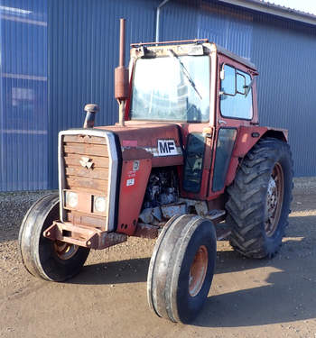 salg af Massey Ferguson 575 traktor