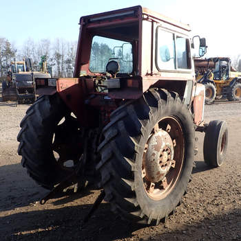 salg af Massey Ferguson 575 traktor
