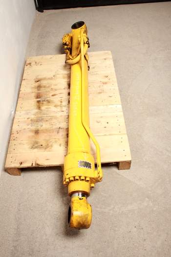 salg af New Holland E215 B  Hydraulic Cylinder