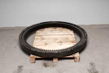 salg af New Holland E215 B  Slewing Ring