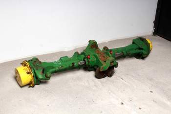 salg af John Deere 3640  Disassembled front axle