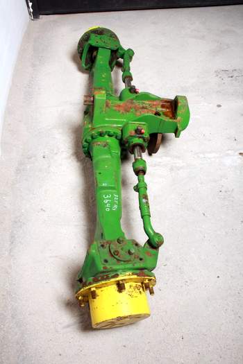 salg af John Deere 3640  Disassembled front axle