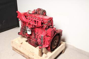 salg af Motor McCormick XTX 185