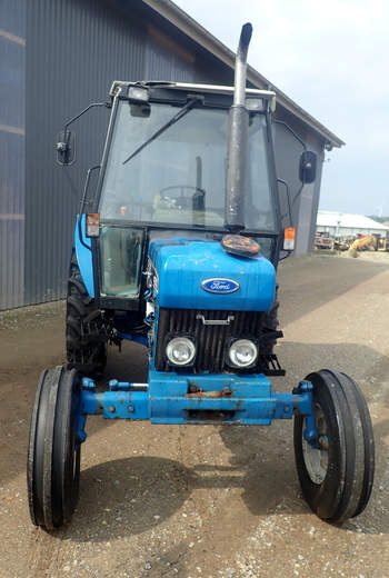 salg af Ford 4830 traktor