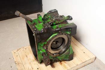 salg af Baktransmission John Deere 6820 