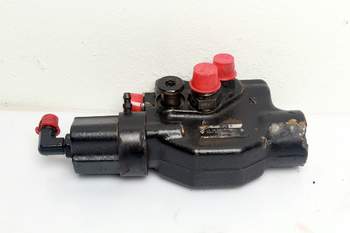 salg af Case MX100C  Hydraulic trailer brake valve