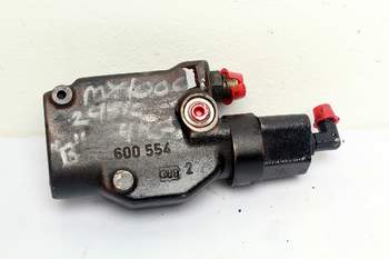 salg af Case MX100C  Hydraulic trailer brake valve