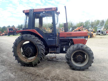 salg af Case 685 XL tractor