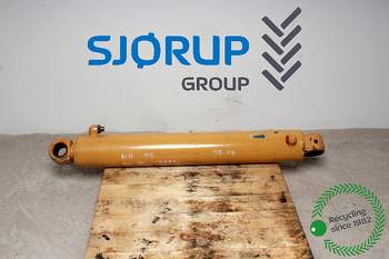 New Holland 95  Hydraulic Cylinder