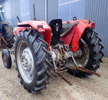 salg af Massey Ferguson 165 X traktor