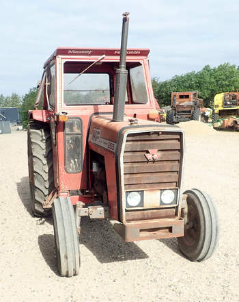 salg af Massey Ferguson 265 traktor