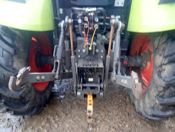 salg af Claas Axos 340 traktor