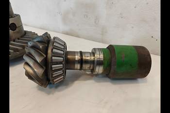 salg af KPL. Differentiale John Deere 6155R